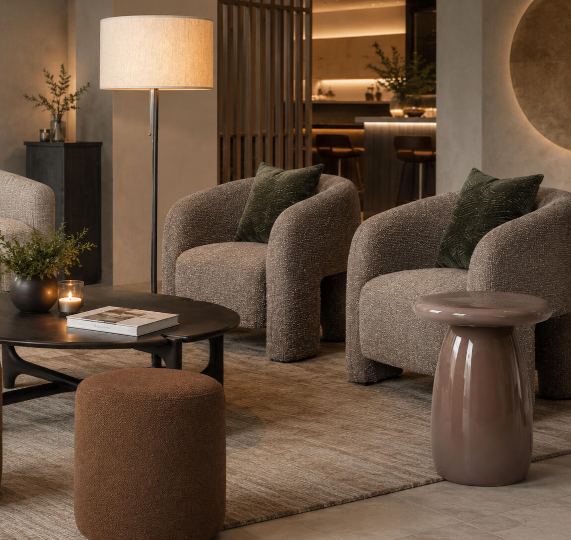 individuelle Lösung für loses Mobiliar für Hotels & Appartments bei Umbau und Renovierung Fresh-up für Hotel-Lounge mit Sesseln, Beistelltischen und Accessoires